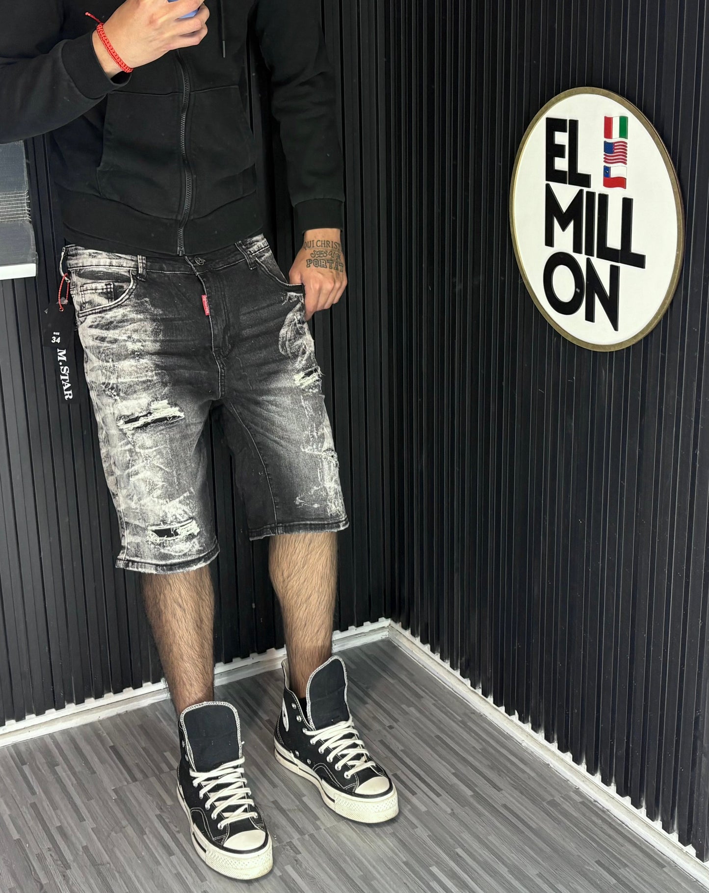 Shorts Jeans Negros Rasgados